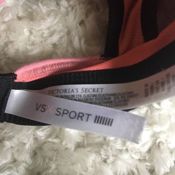 3/$15 Victoria’s Secret Sport Sports Bra - Picture 3 of 3